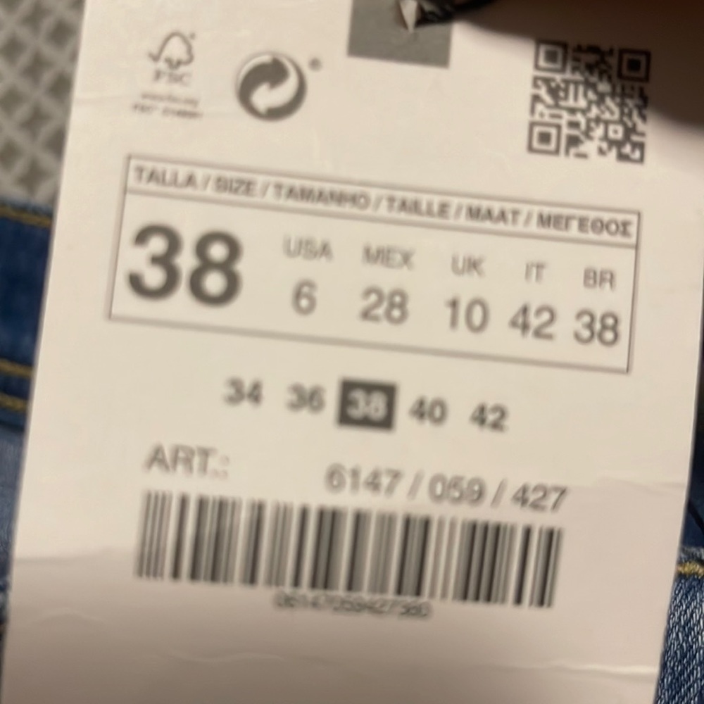 Zara jeans - Picture 5 of 5